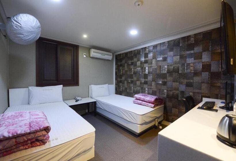 Номер Стандарт, Top Motel Busan