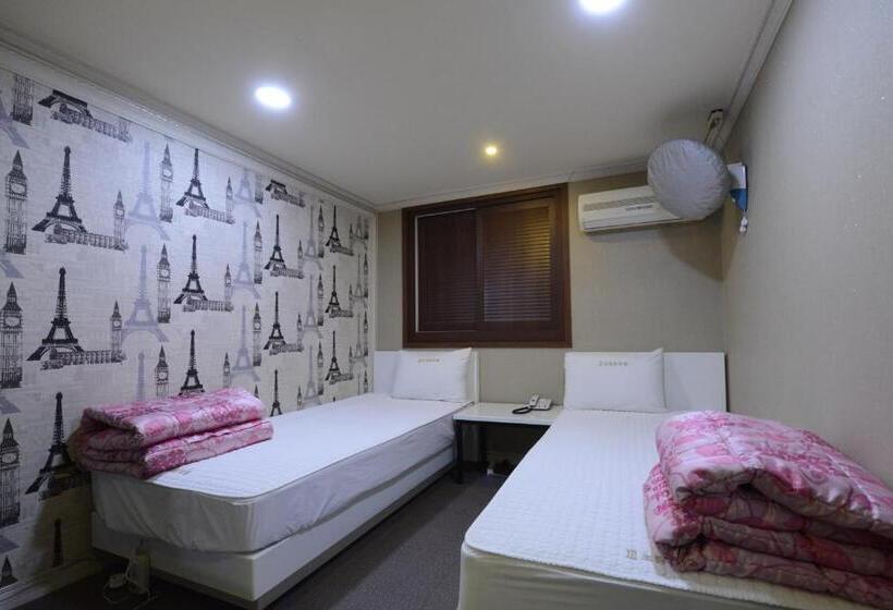 Номер Стандарт, Top Motel Busan