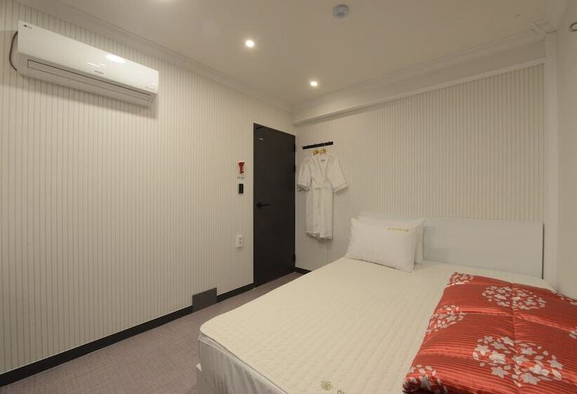 Номер Стандарт, Top Motel Busan