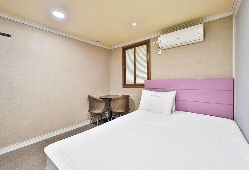 Номер Стандарт, Top Motel Busan
