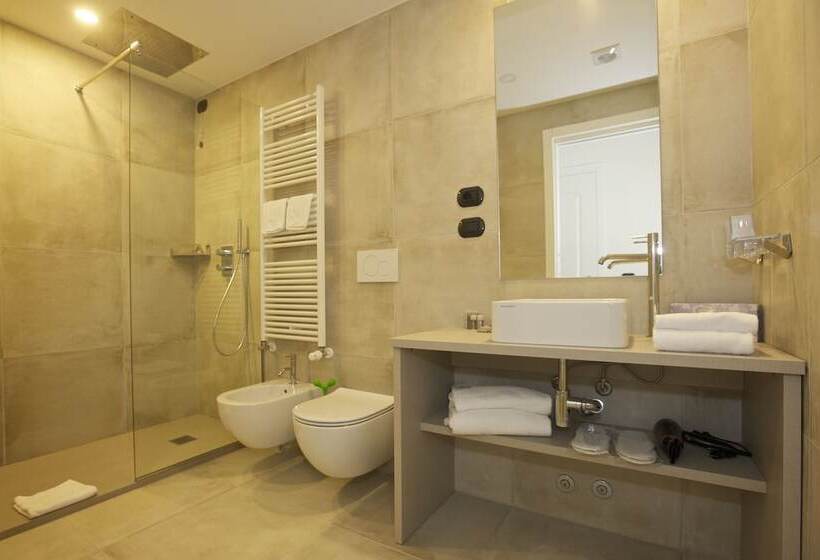 سوییت با چشم‌انداز کوه, Al Campanile   Luxury Suites & Apartments