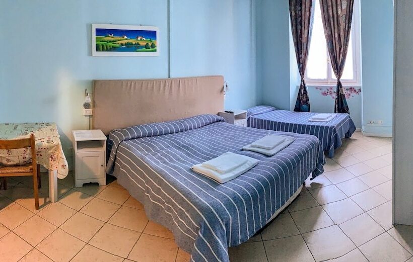 اتاق استاندارد چهارنفره با سرویس بهداشتی مشترک, Stop & Sleep Bergamo