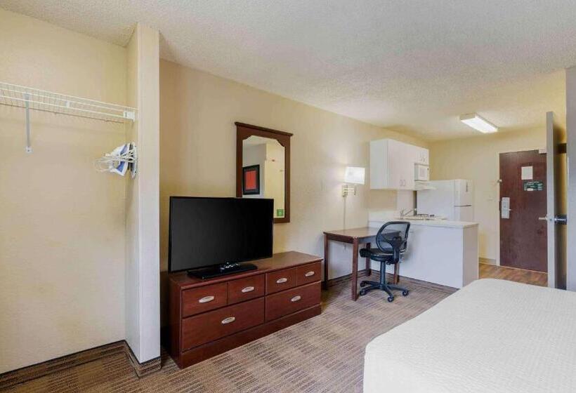 Студия Стандарт, Extended Stay America Select Suites   Orlando   Maitland   1760 Pembrook Dr