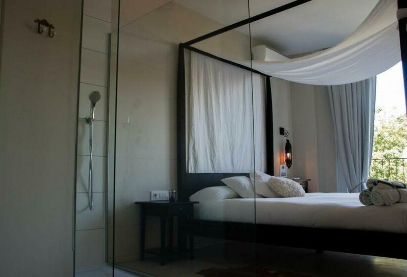 Номен Superior с Гидромассажем, Les Suites