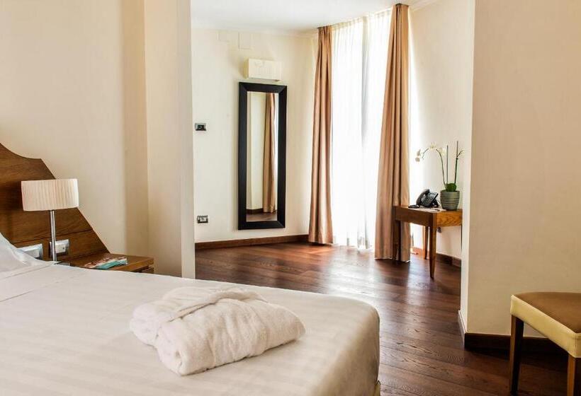 اتاق لوکس, Aqua Montis Resort & Spa