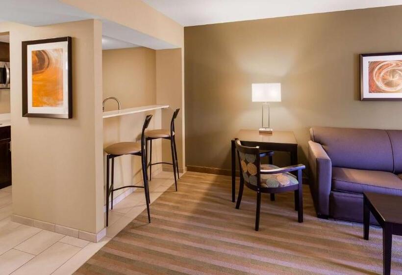 Люкс Кровать Кинг, Best Western Plus Thornburg Inn & Suites