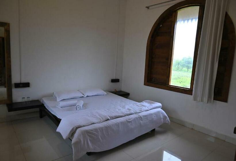 Номер Deluxe, Umbartha Resort Naneghat