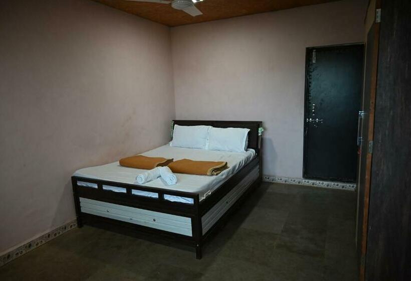 Номер Deluxe, Umbartha Resort Naneghat