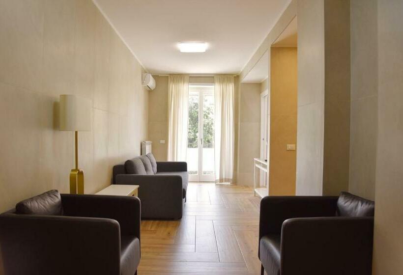 스탠다드 발코니 룸, La Maison Latina Guest House