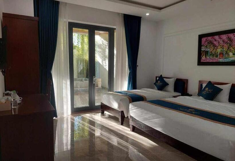 اتاق استاندارد سه تخته با بالکن, May Boutique Villa Hội An