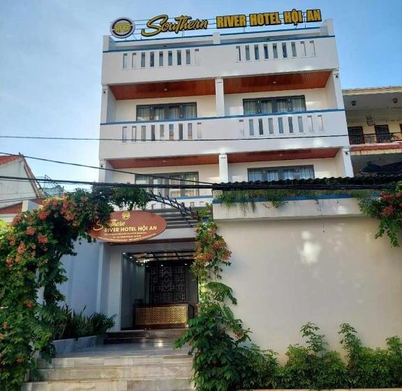 اتاق استاندارد با چشم‌انداز استخر, May Boutique Villa Hội An
