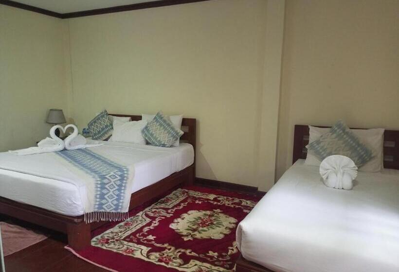 Семейный Номер, Phamarn View Guesthouse