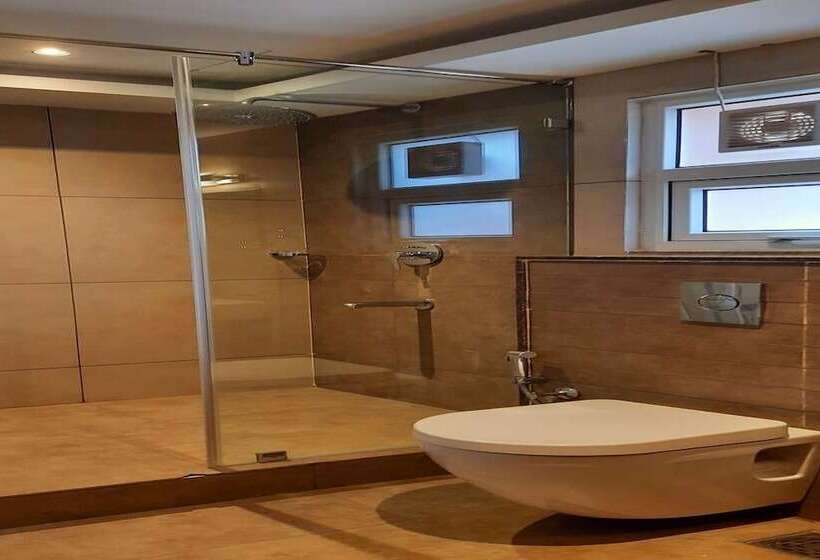 Люкс Повышенной Комфортности, Niraamaya Retreats Vaidekam, Kannur