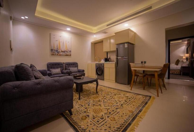 Люкс, Guest House Hotel Apartments