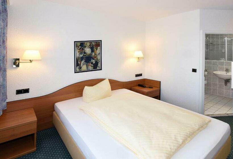 Номер Стандарт Индивидуальный, Lat Hotel & Apartmenthaus Berlin