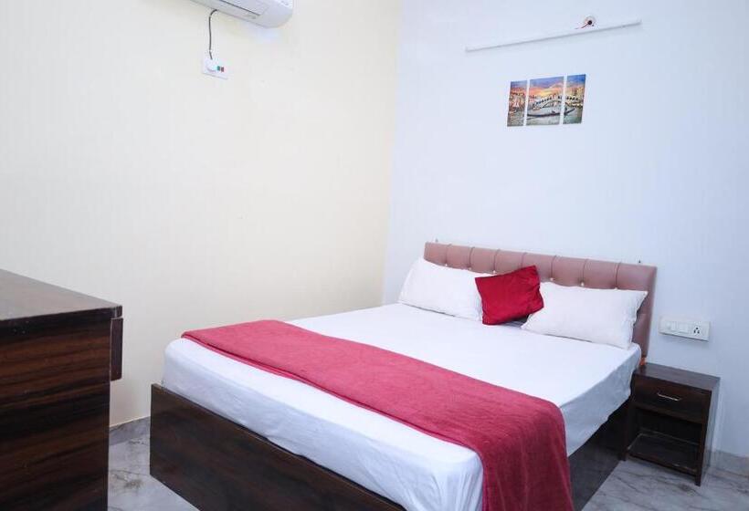 Номер Стандарт, Sia Taj Hotel I Nearest Taj Mahal I Agra I Couple Friendly