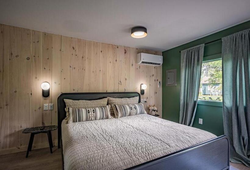 Номер Deluxe Кровать Кинг, Park Motel And Cabins