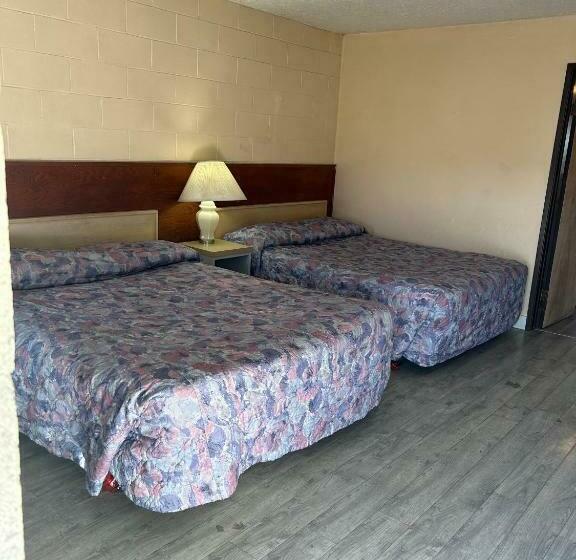 Номер Стандарт, Road Runner Motel Merritt Bc