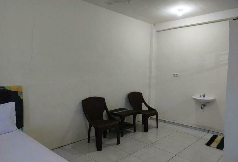스탠다드 룸, Oyo 92545 Wawi Kadio Homestay