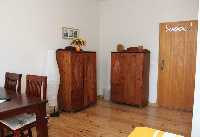 Номер Стандарт, Pension Am Stadtgraben