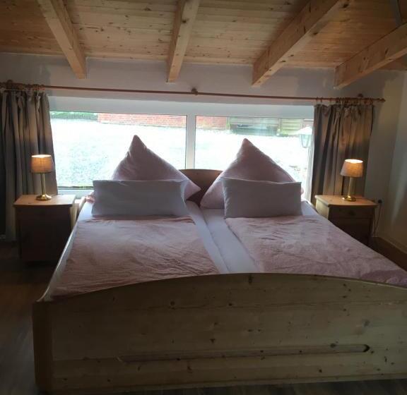 Дом 1 Спальня, Gastehaus Zur Linde