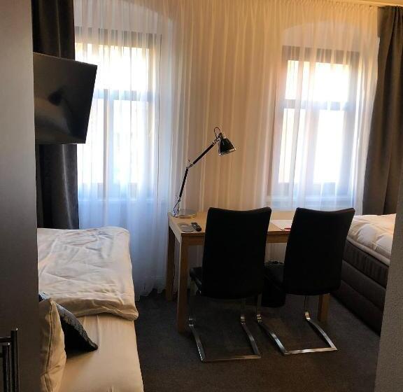 Номер Стандарт, Pension Burkhardt
