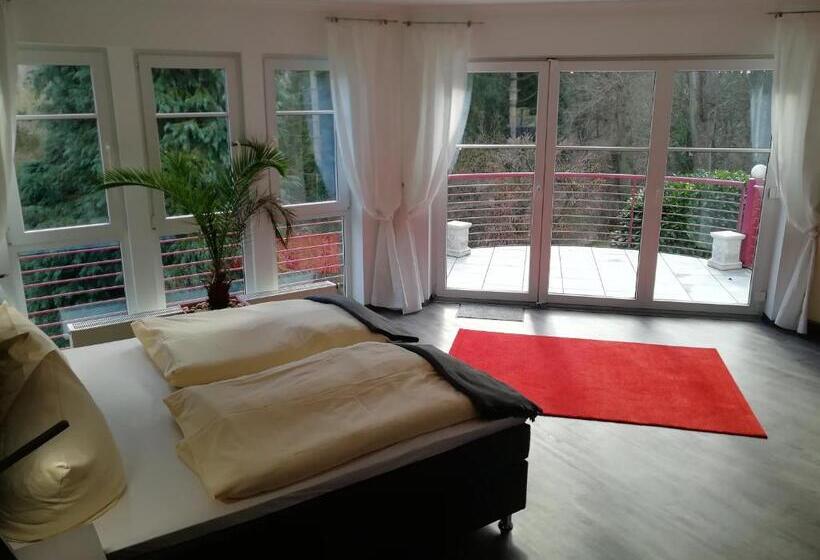 家庭套房, Waldhotel Forsthaus Remstecken