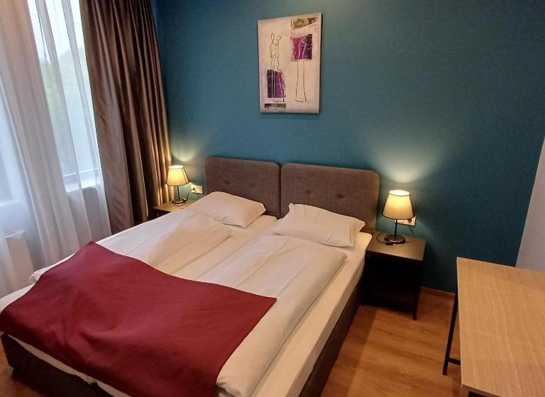 Номер Стандарт, Trip Inn Hotel Düsseldorf Neuss
