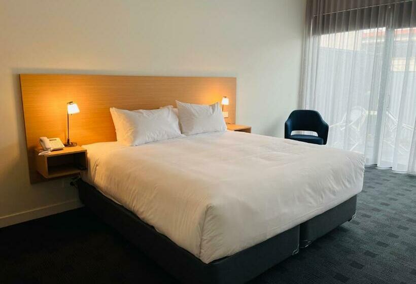 스탠다드 룸 킹사이즈 침대, Whittlesea Motel