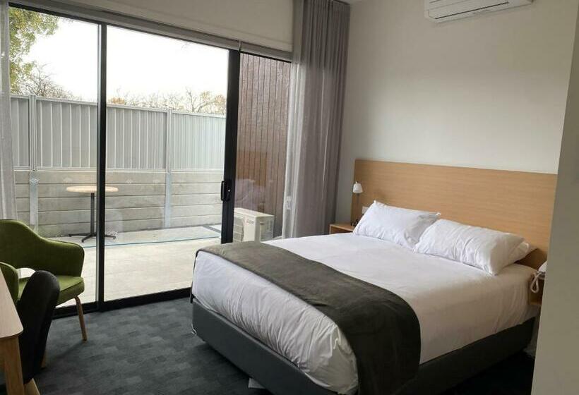 디럭스 룸, Whittlesea Motel