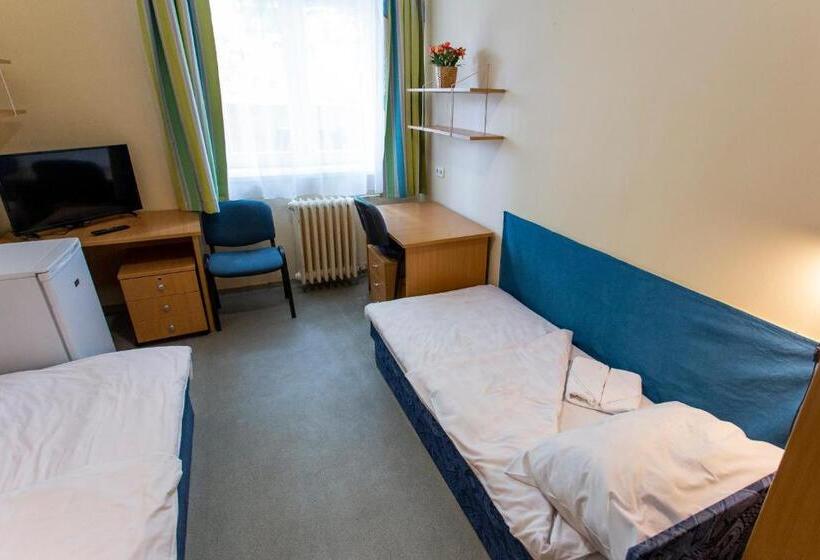 Номер Стандарт, Pd Hostel