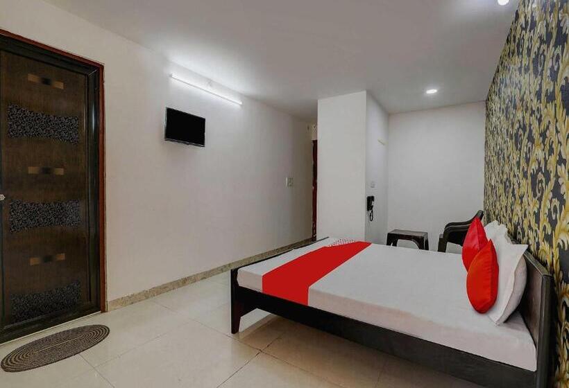 Номер Deluxe, Flagship Ck Inn Near Chaudhary Charan Singh International Airport