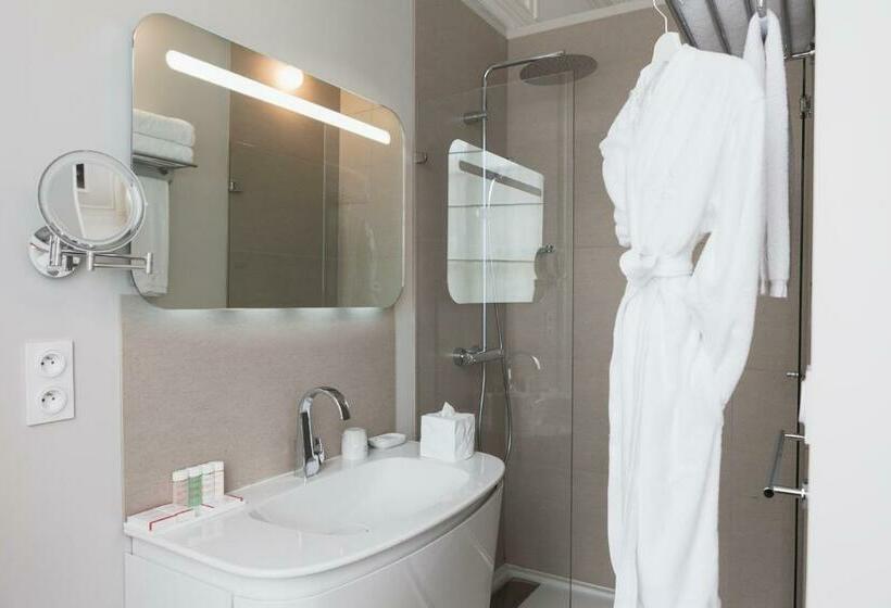 Prestige Zimmer, Clarance Hotel Lille