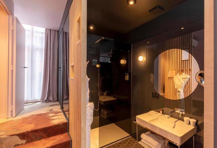 اتاق پرستیژ, Clarance Hotel Lille