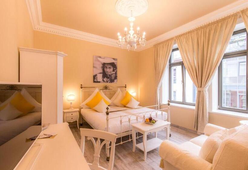 Номер Стандарт, Grande Albergo Giancarlo