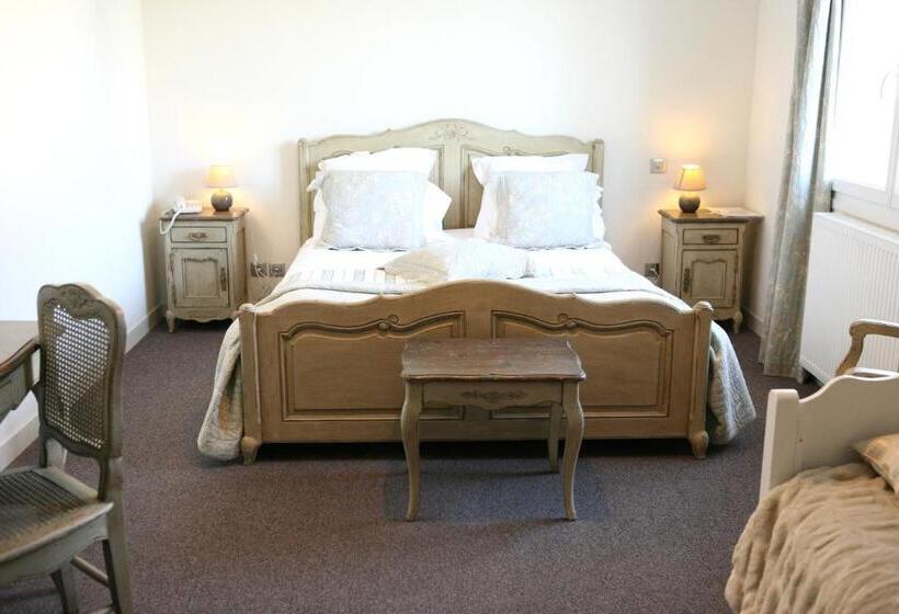 Семейный Номер, Cit Hotel La Villa Julia