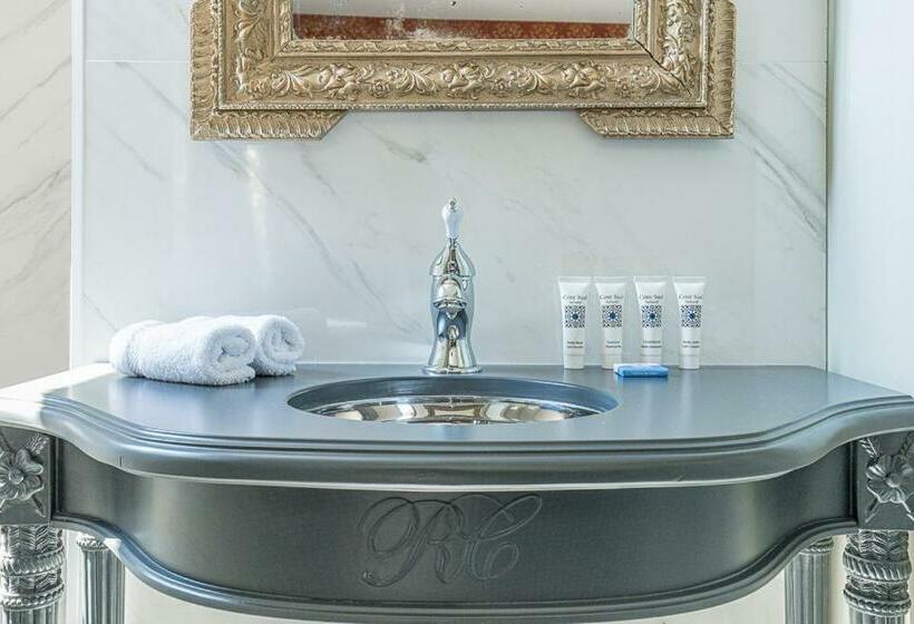 Номер Deluxe, Le Relais Des Chartreuses