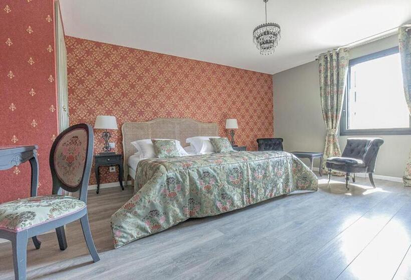 Номер Премиум, Le Relais Des Chartreuses