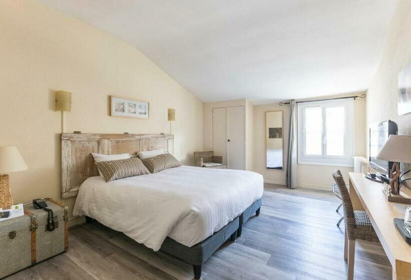 Номер Комфорт, Logis Hôtel Lafayette Rochefort France