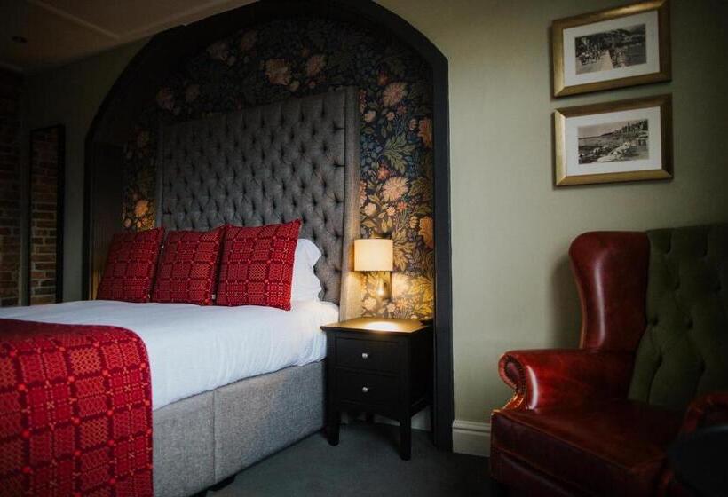 Chambre Supérieure, The Globe
