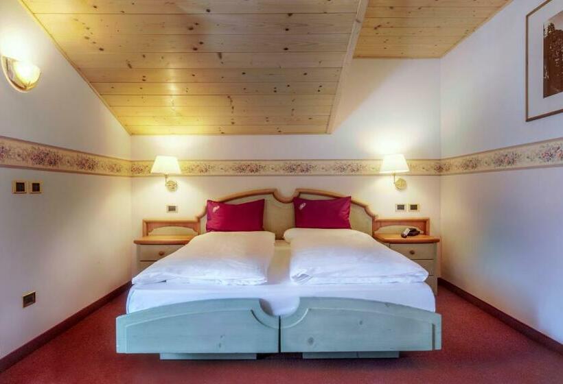 标准间, Albergo Alla Rosa
