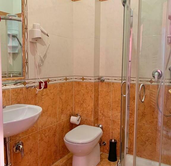 Номер Стандарт Трехместный, Albergo Cinzia