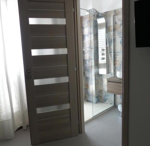 バルコニー付きスタンダードルーム, Albergo Piazza Risorgimento