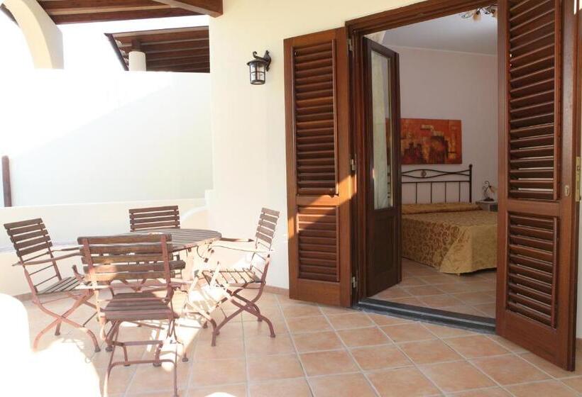 Номер Стандарт Трехместный, Borgo Eolie