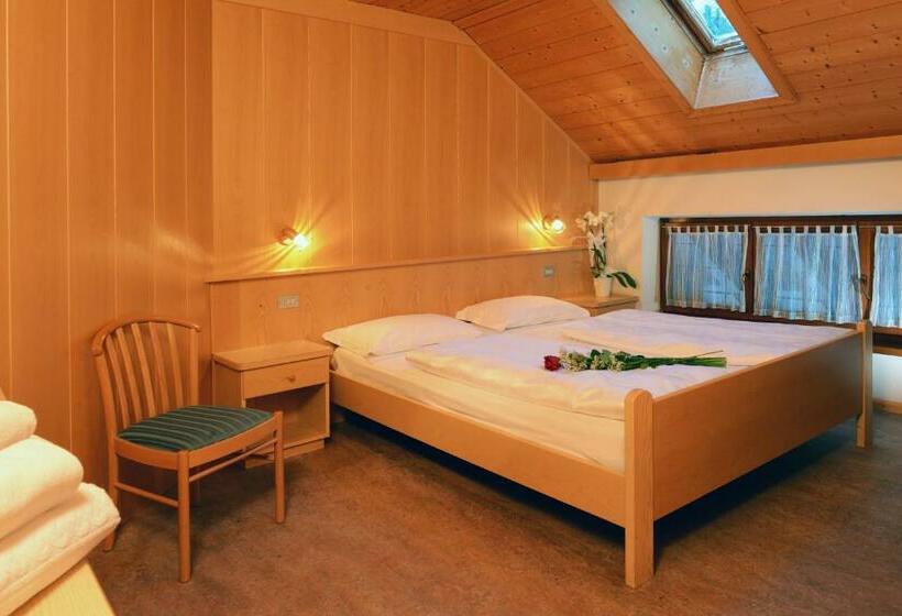 Номер Стандарт, Casa Alpina   Alpin Haus