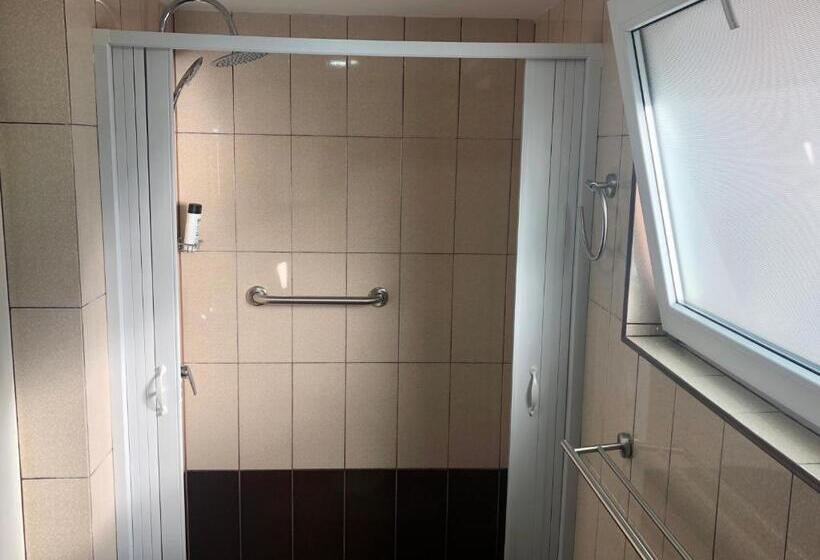Трехместный Номер Классика, Pension Rote Rosen