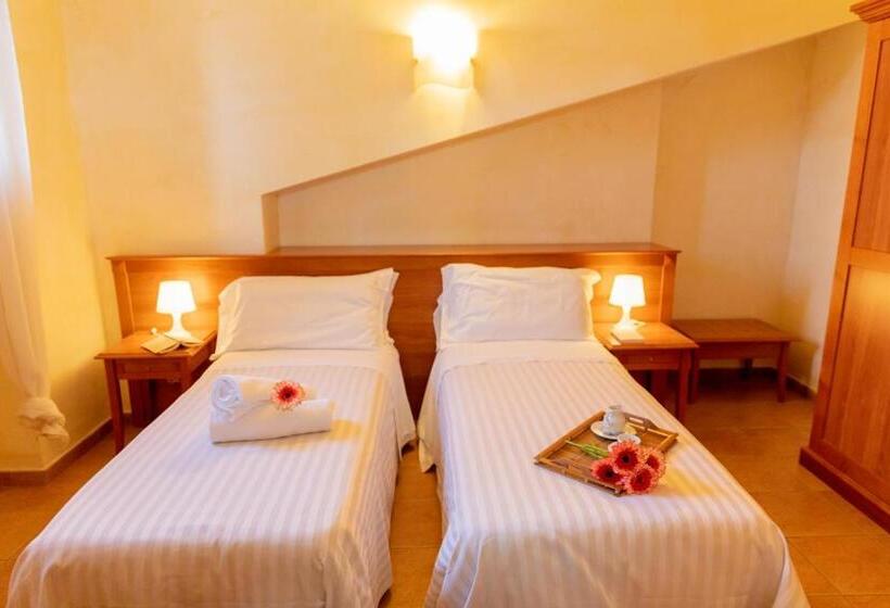 Четырехместный Номер Стандарт, B&b Puerto Seguro