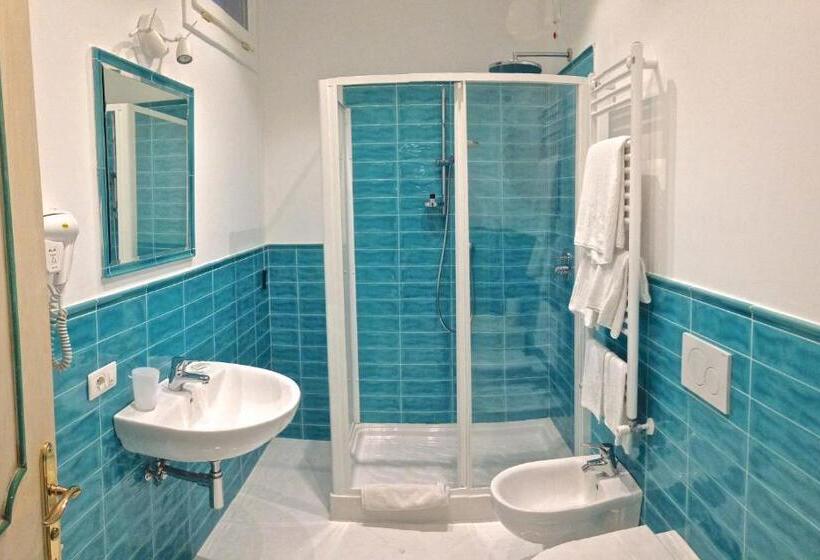 Cameră Triplă Standard, Villa Delle Palme In Positano