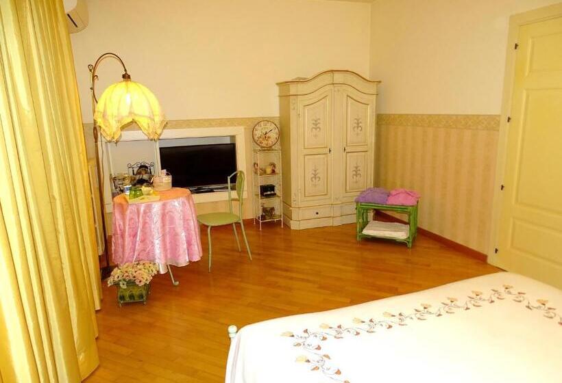 Номер Deluxe с Балконом, Villa Gioia Rooms