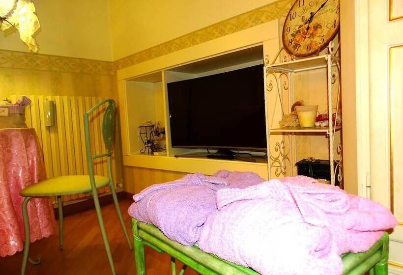 豪华三人间, Villa Gioia Rooms